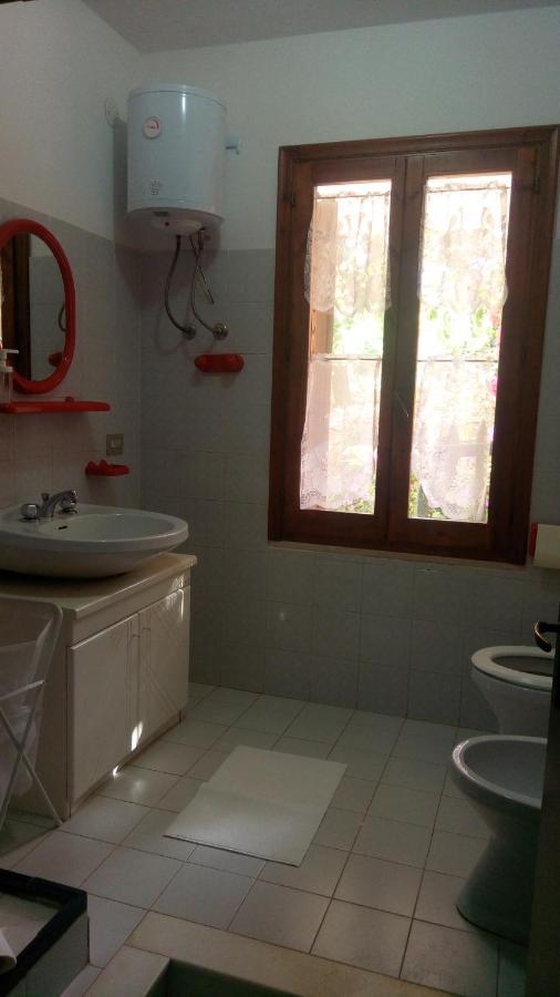 Appartamento Titina Jerzu Buitenkant foto